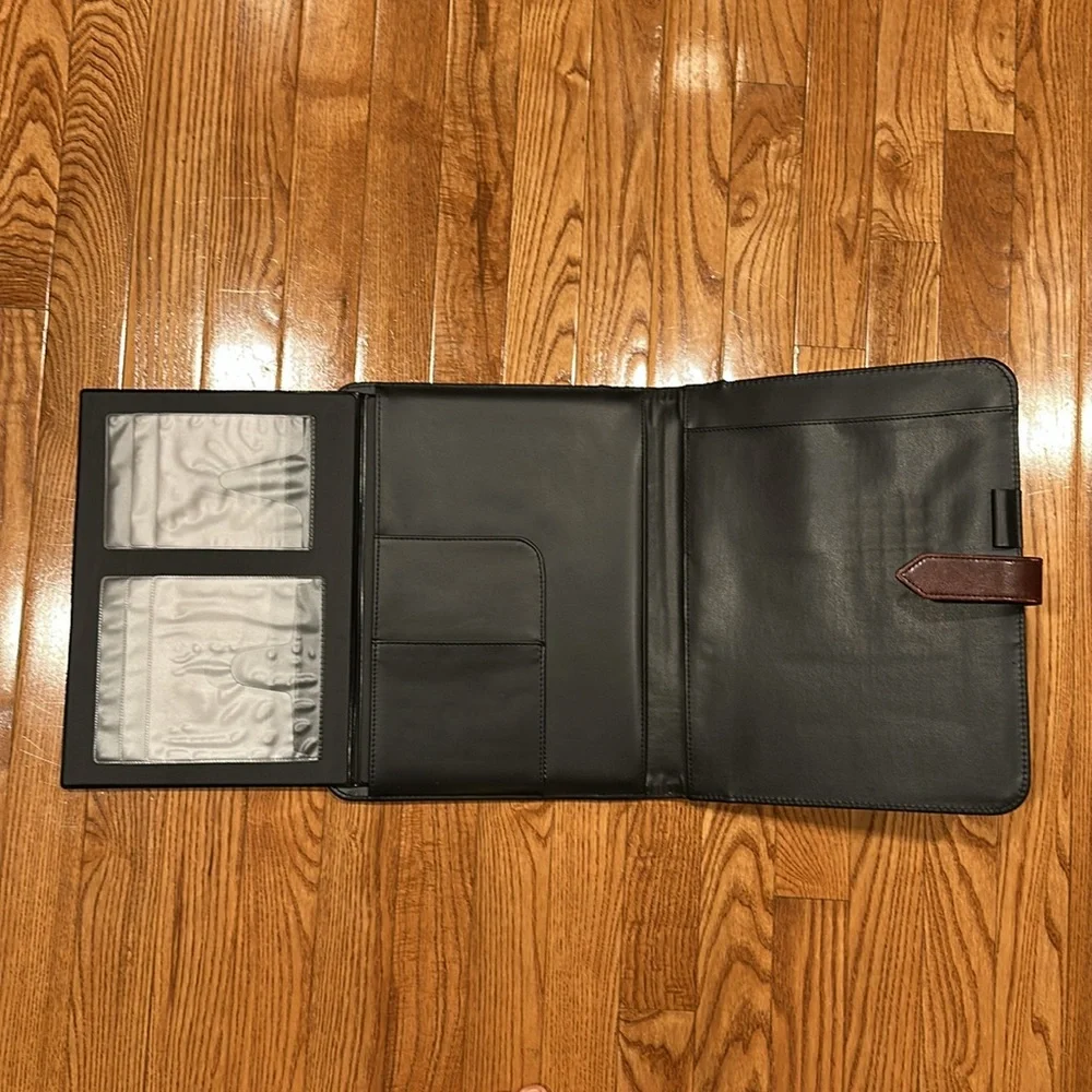 Enzo Baglioni Brown portfolio